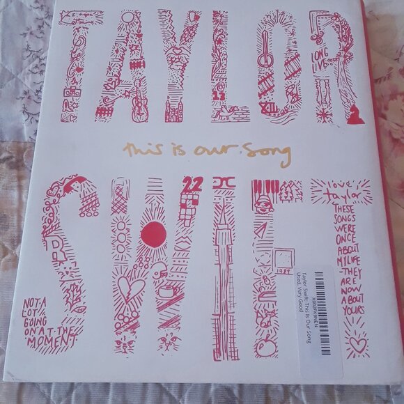 Taylor Swift: This Is Our Song Book - Picture 5 of 10